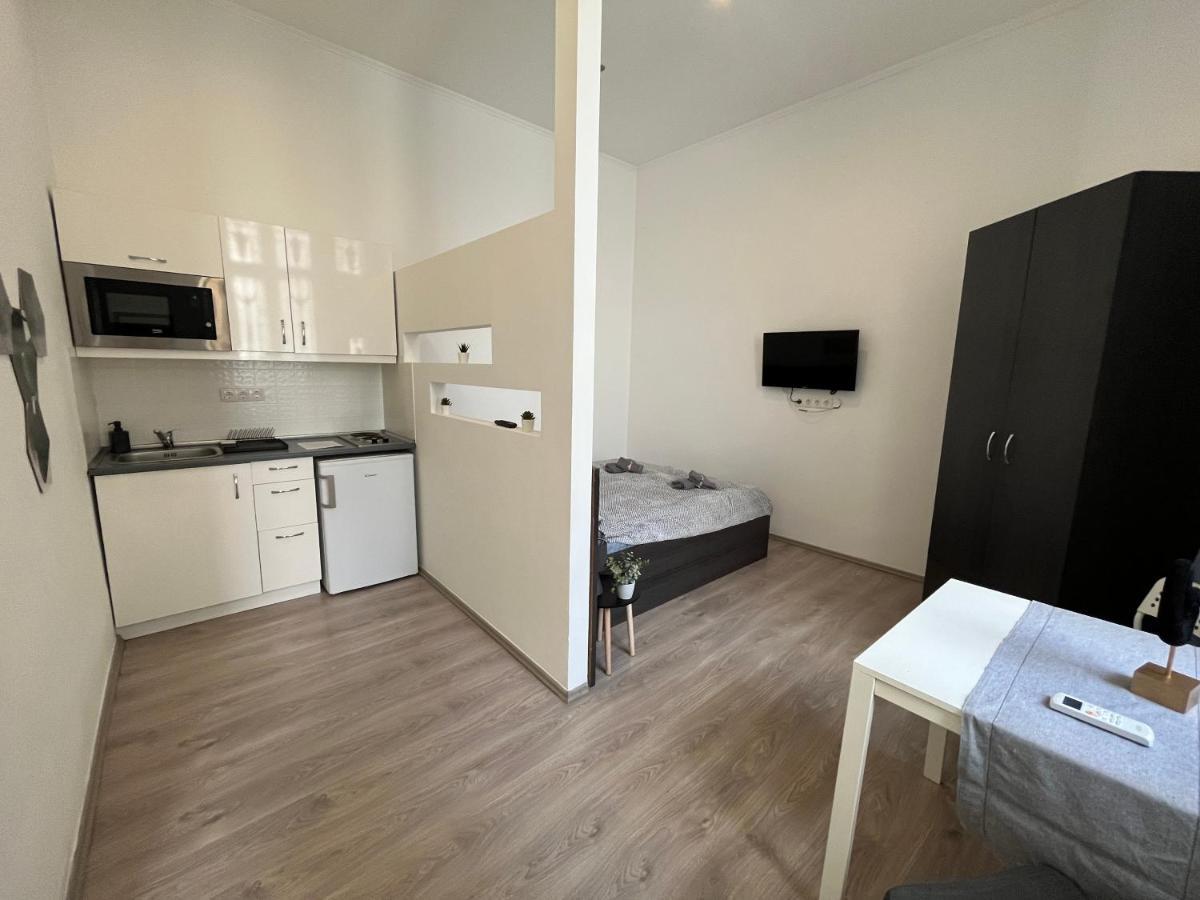 D58 Delux Apartments In The City Center Budapest Bagian luar foto